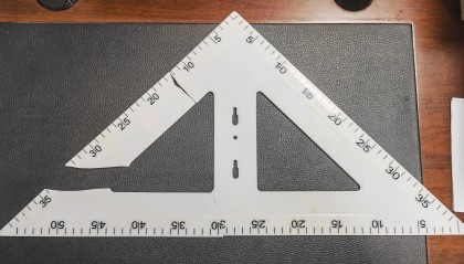 老师打伤学生判五年 学生伤残返校困难