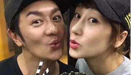 陈浩民妻子蒋丽莎的直播炒菜引争议，被人嘲穿着不当、身材走样