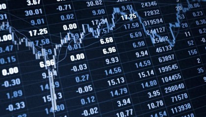 期权交易风险收益特征，股票里的期权交易是什么？